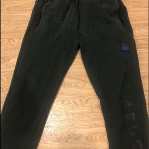 American eagle joggers